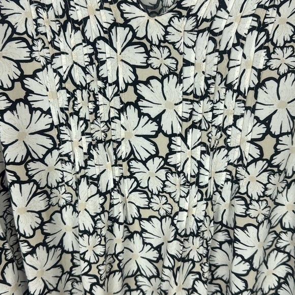 Olsen Casual Floral Black White & Cream Relaxed Fit Blouse Size M/L 12 - Picture 10 of 10